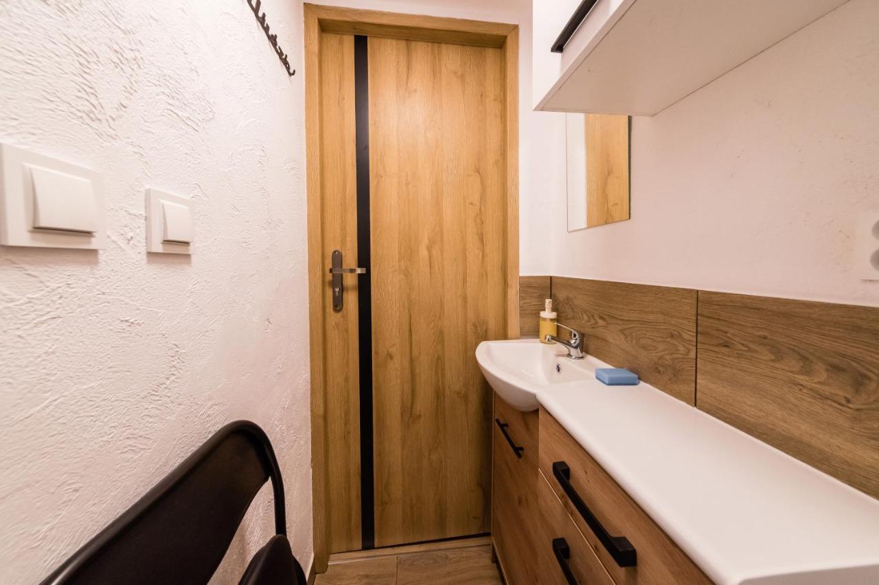Micro Apartments 2,5 Qm - Najmniejsze Apartamenty Swiata 2,5 Mkw Krakow Exterior photo