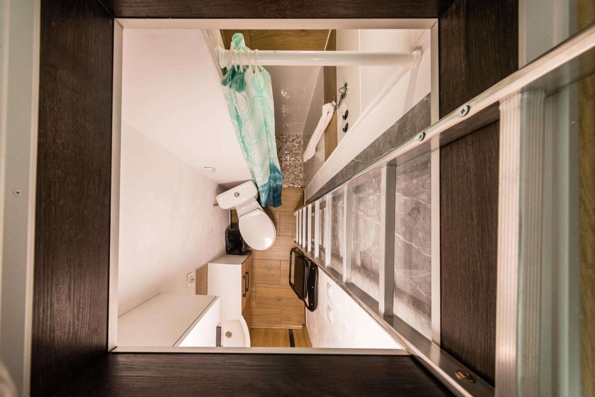 Micro Apartments 2,5 Qm - Najmniejsze Apartamenty Swiata 2,5 Mkw Krakow Exterior photo